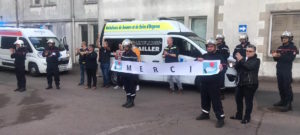 Hommage Des Pompiers Aux Soignants Hstv Pont L Abb